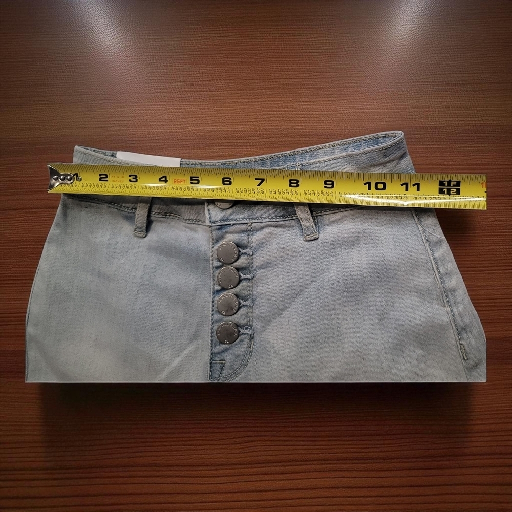 KENDALL & KYLIE - 22" Waist Women's Light Blue Denim Shorts - Picture 8 of 8